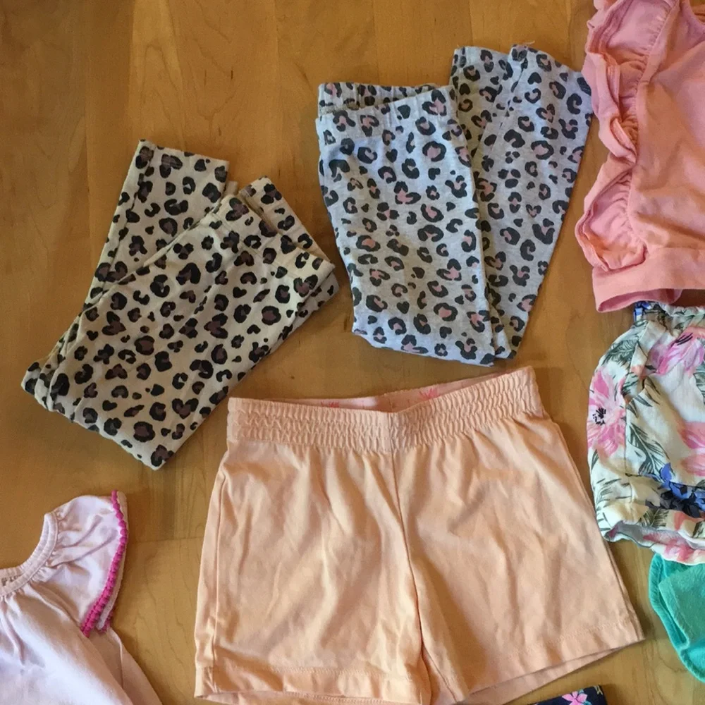 16 Piece Bundle Sizes: 4, 4T, 3/4T, 4/5, XS (4-5).